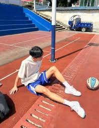 热刺利物浦联赛平局 球迷对比NBA激战焦点